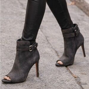 New! BCBG Suede Booties Size 7.5